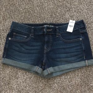 NWT! Express Shorts Relaxed Fit Low Rise